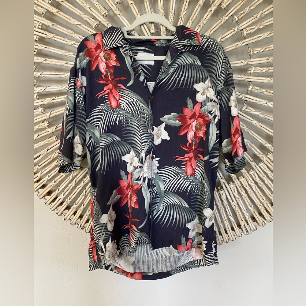Tommy Bahama Mens shirt, size medium